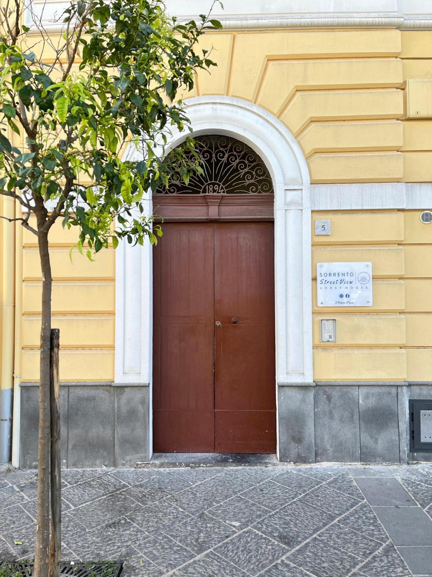 فندق Sorrento Street View المظهر الخارجي الصورة